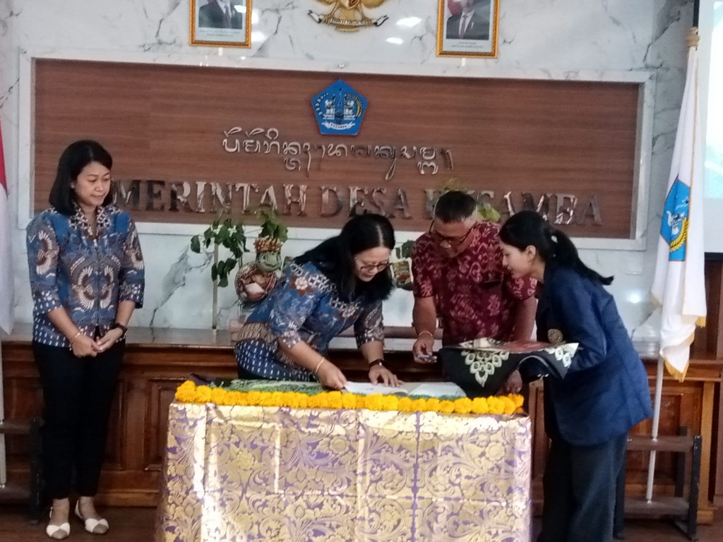 Babinsa Koramil Dawan Kawal Launching Desa Kusamba Sebagai Desa Maritim 