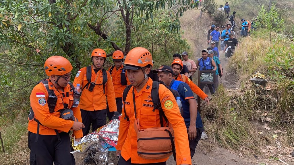 Pendaki warga Yeh He, Jatuh ke Jurang di Gunung Agung 