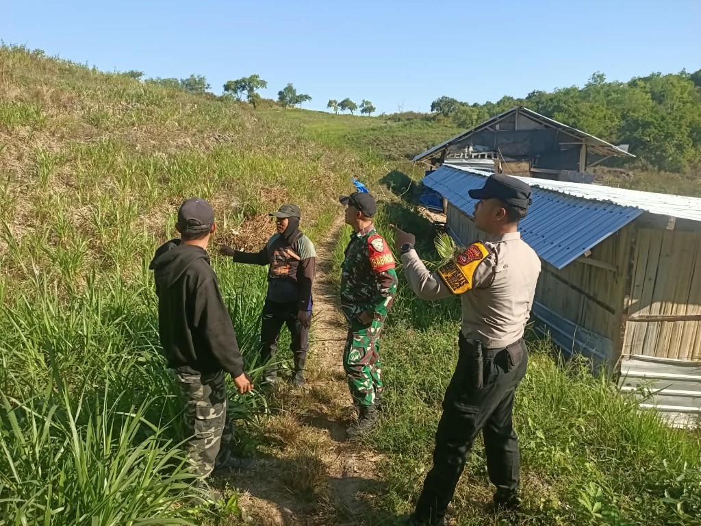 Komsos, Babinsa Bunga Mekar Edukasi Warga Cegah Kebakaran di Musim Kemarau 