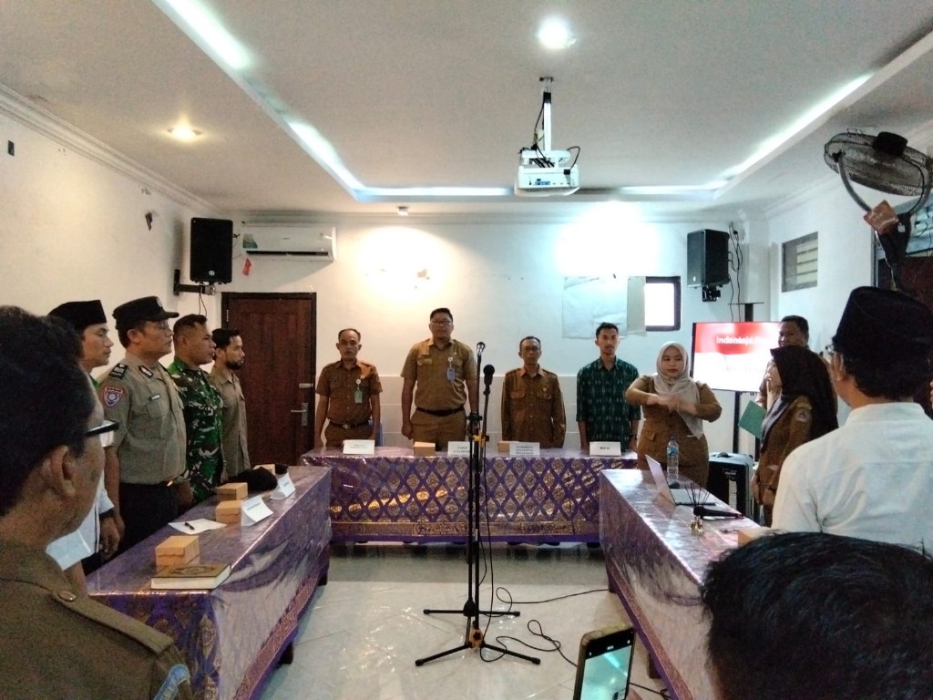 Resmi Dilantik, Babinsa Kampung Toyepakeh Harap Anggota BPD Bekerja Profesional dan Berintegritas Demi Kepentingan Masyarakat