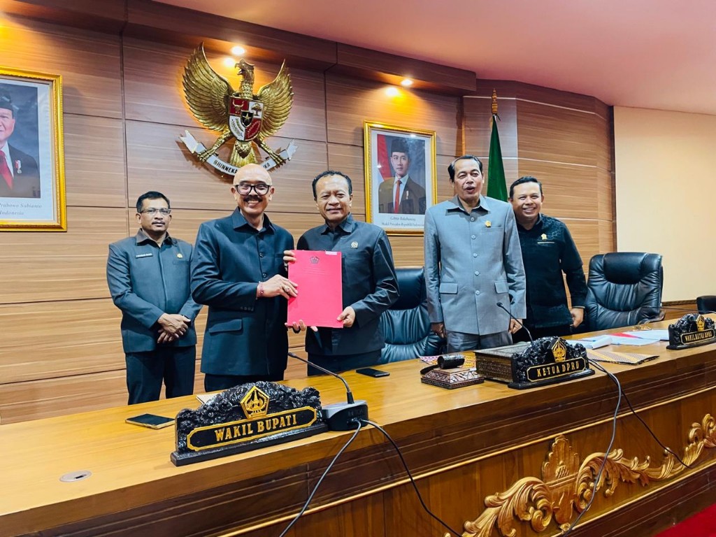 Sidang Paripurna DPRD Bangli, APBD 2027 Prioritaskan Pembangunan Infrastruktur