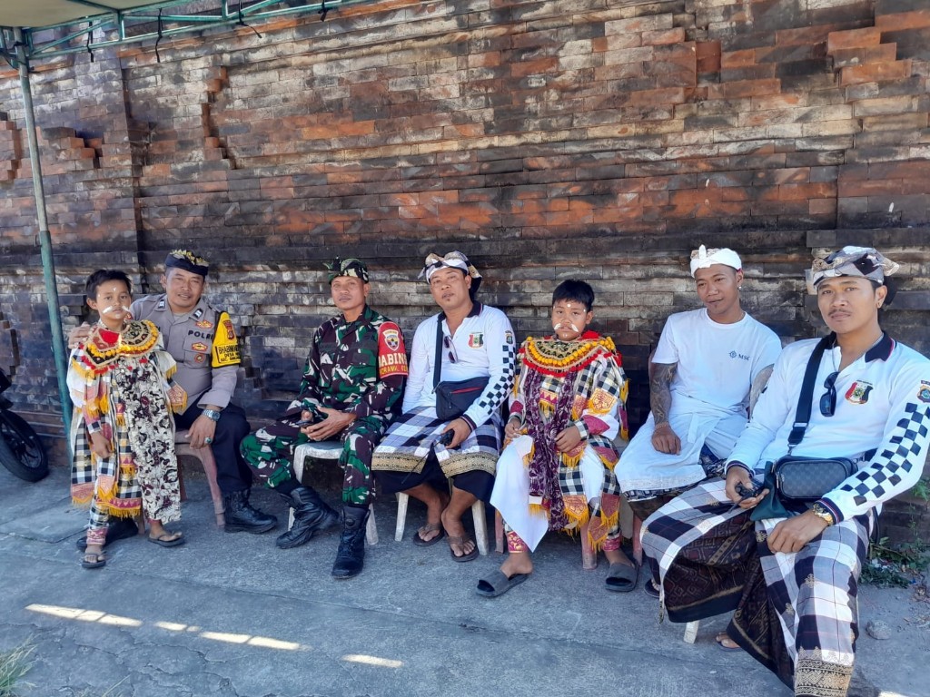 Perkokoh Kemanunggalan TNI Rakyat, Letkol Sidik Pramono Kerahkan Babinsa Amankan Upacara Keagamaan

