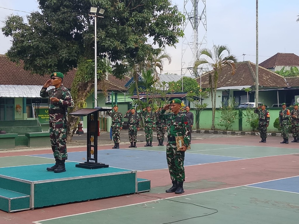 Pimpin Upacara Hari Senin, Letkol Sidik Pramono Tekankan Tingkatkan Keimanan dan Jauhi Pelanggaran
