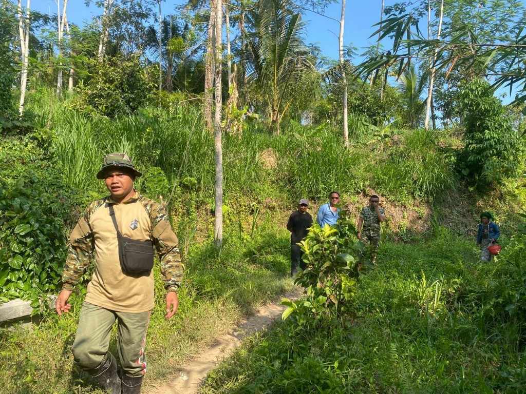 
Tinjau Lokasi, Letkol Sidik Pramono Tegaskan Pembangunan Jembatan Garuda Desa Nyanglan Segera Dieksekusi