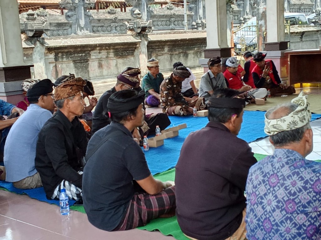 Yayasan Ksatria Kris Bali Magendu Wirasa dengan Tokoh Adat...
