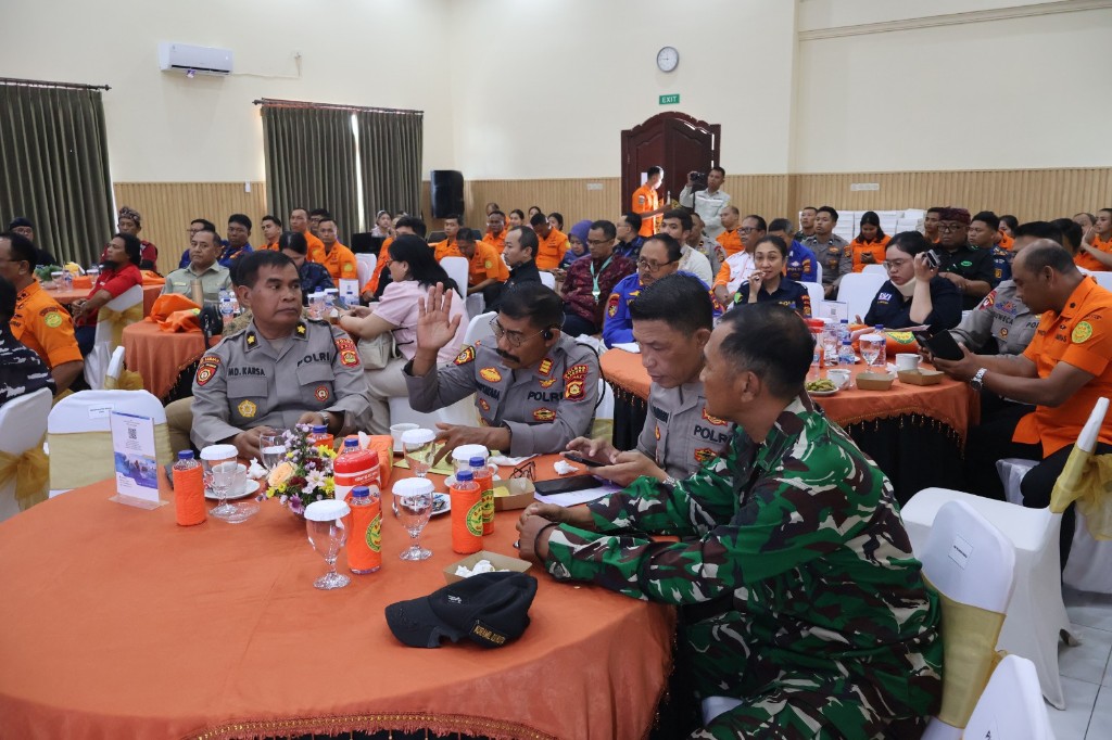 TINGGINYA AKTIVITAS PENERBANGAN DI BALI, KANTOR PENCARIAN DAN PERTOLONGAN DENPASAR SUSUN RENCANA KONTINGENSI KECELAKAAN PESAWAT UDARA