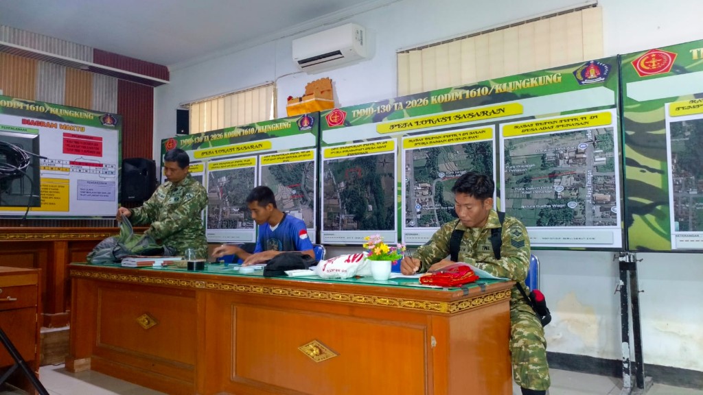 Staf Satgas TMMD 130 Kodim Klungkung Olah Data di Posko, Pastikan Data Akurat dan Tepat 