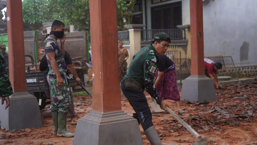 Dansatgas, TMMD Jadi Bukti Penguasaan dan Peran Aktif Babinsa di Desa Tihingan